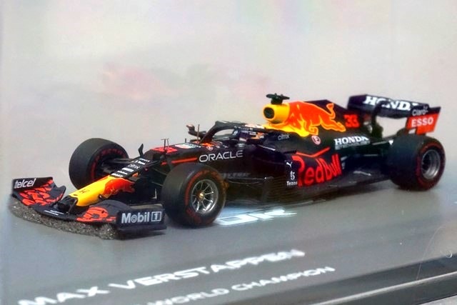 1/43 スパーク S7861 レッドブルレーシング ホンダ RB16B アブダビGP