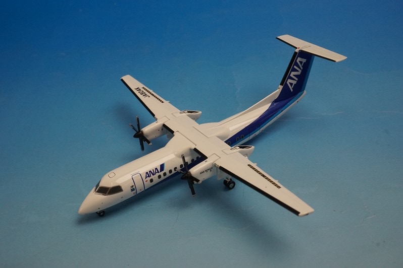 1/200 DHC-8-300 ANA ありがとう、さようなら。Q300 羽田空港82番