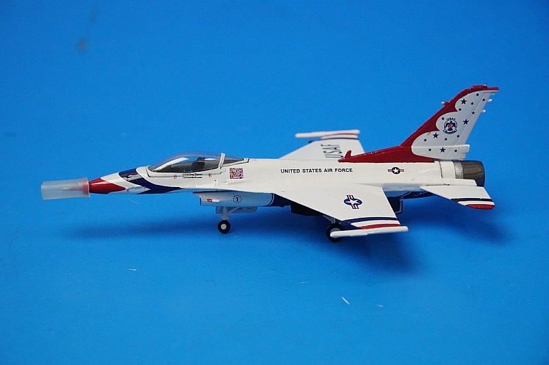2009年 サンダーバーズ F-16 6機セット 1:200スケール 2009年