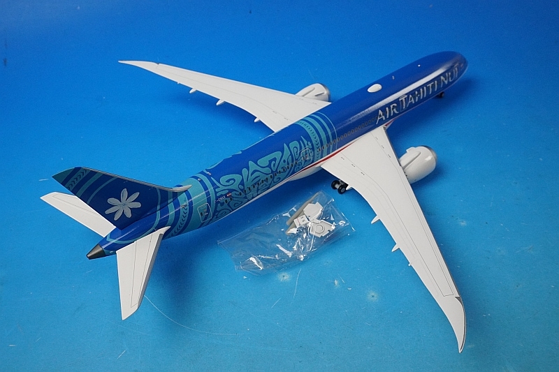 エア タヒチ ヌイ B787-9 モデルプレーン 1/200 新品 未組み立て