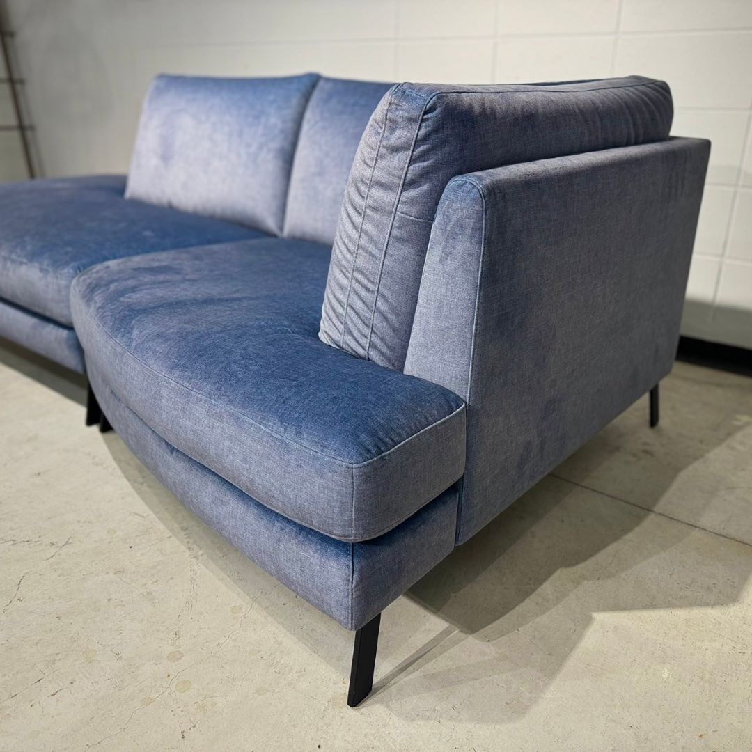 NATUZZI EDITIONS】シェーズロングソファ C248 ファブリック/スチール