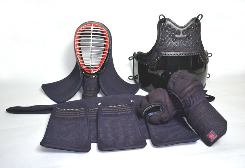 剣道防具セット 霞流監修 ひこばえ（十字刺） - 福田武道具