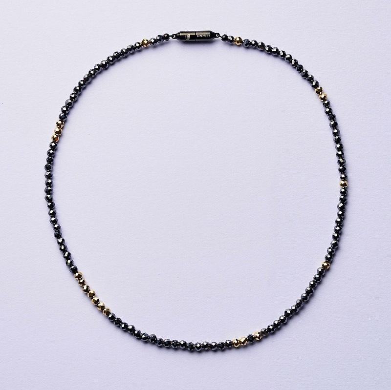 Unrust】 Luminous 磁気ネックレス Random L 52cm 1183400009