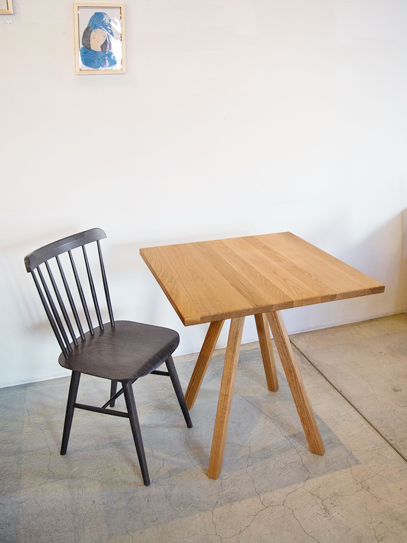 TO-35 Gray アイロニカチェア TON チェア｜イデア