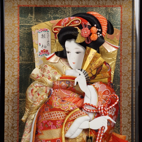 羽子板】23号 立体振袖〈渋川作〉[212-001] ｜雛人形・五月人形の専門