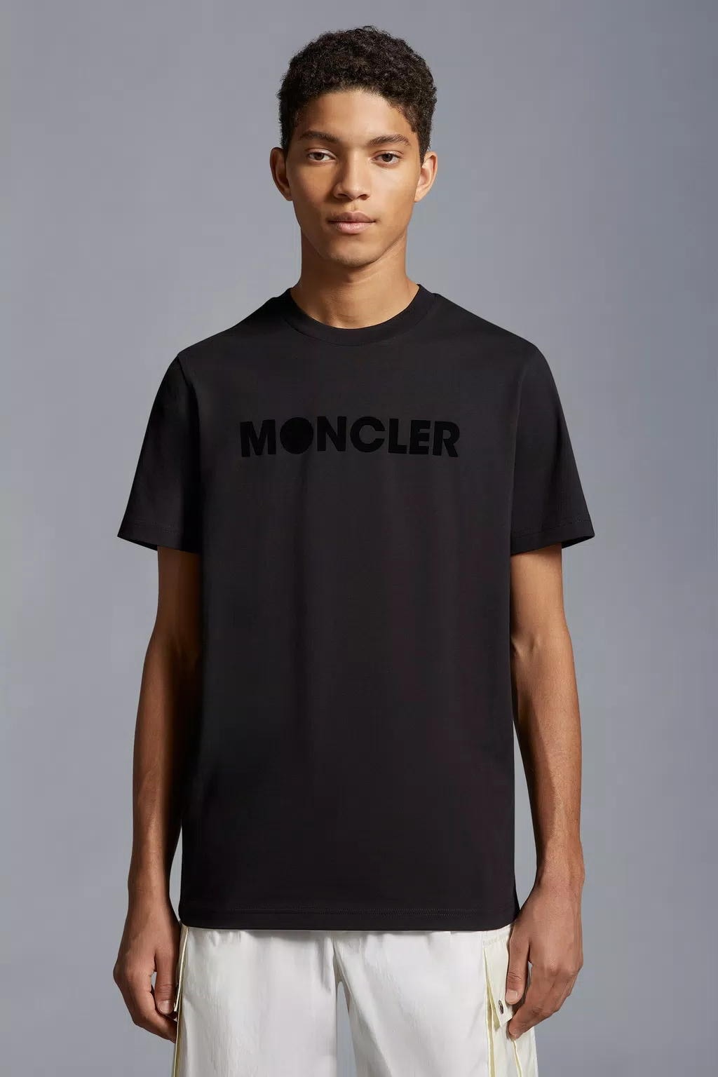MONCLER モンクレール メンズ Tシャツ 091-8C00008-829HP FLOCKED LOGO