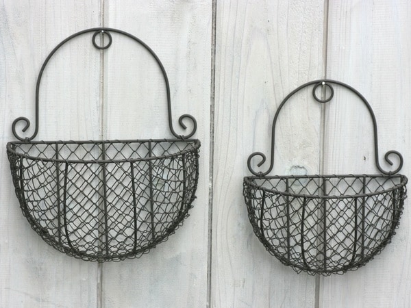 メッシュワイヤー壁掛けバスケット◇アンティークブラウン Sサイズ