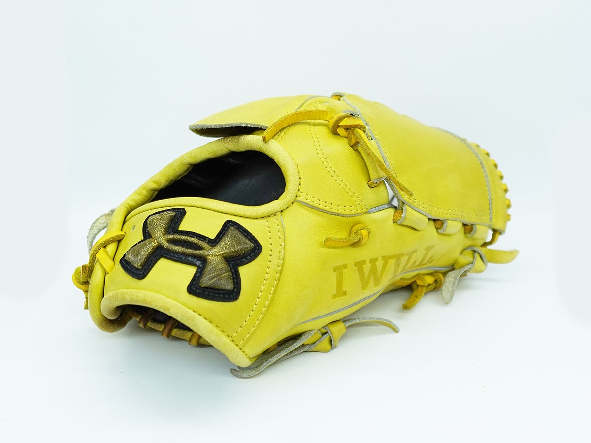 ぽ*松様 アンダーアーマー 軟式グローブ投手用 イエロー/ブルー ぽ*松様