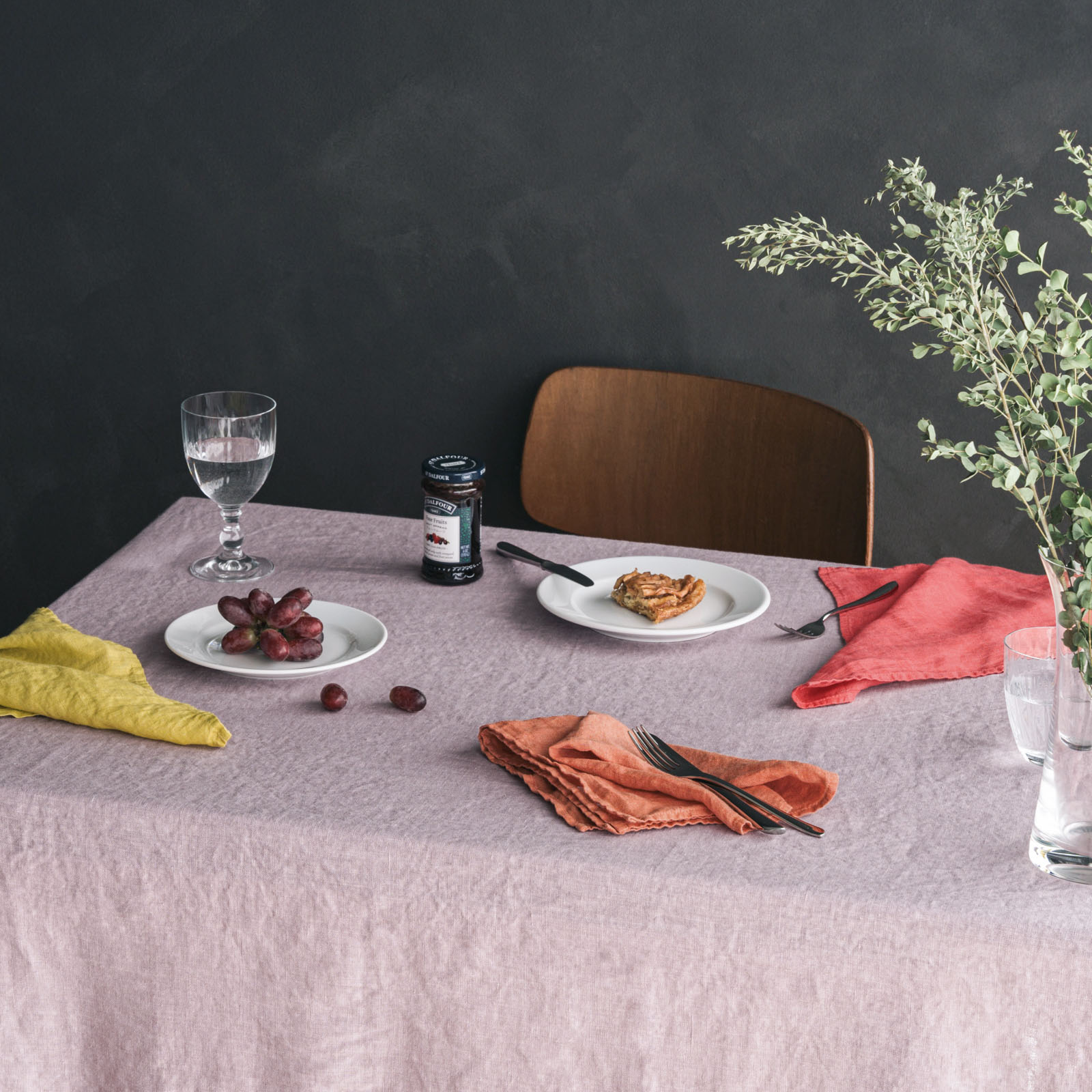 テーブルクロスM _ ルビ