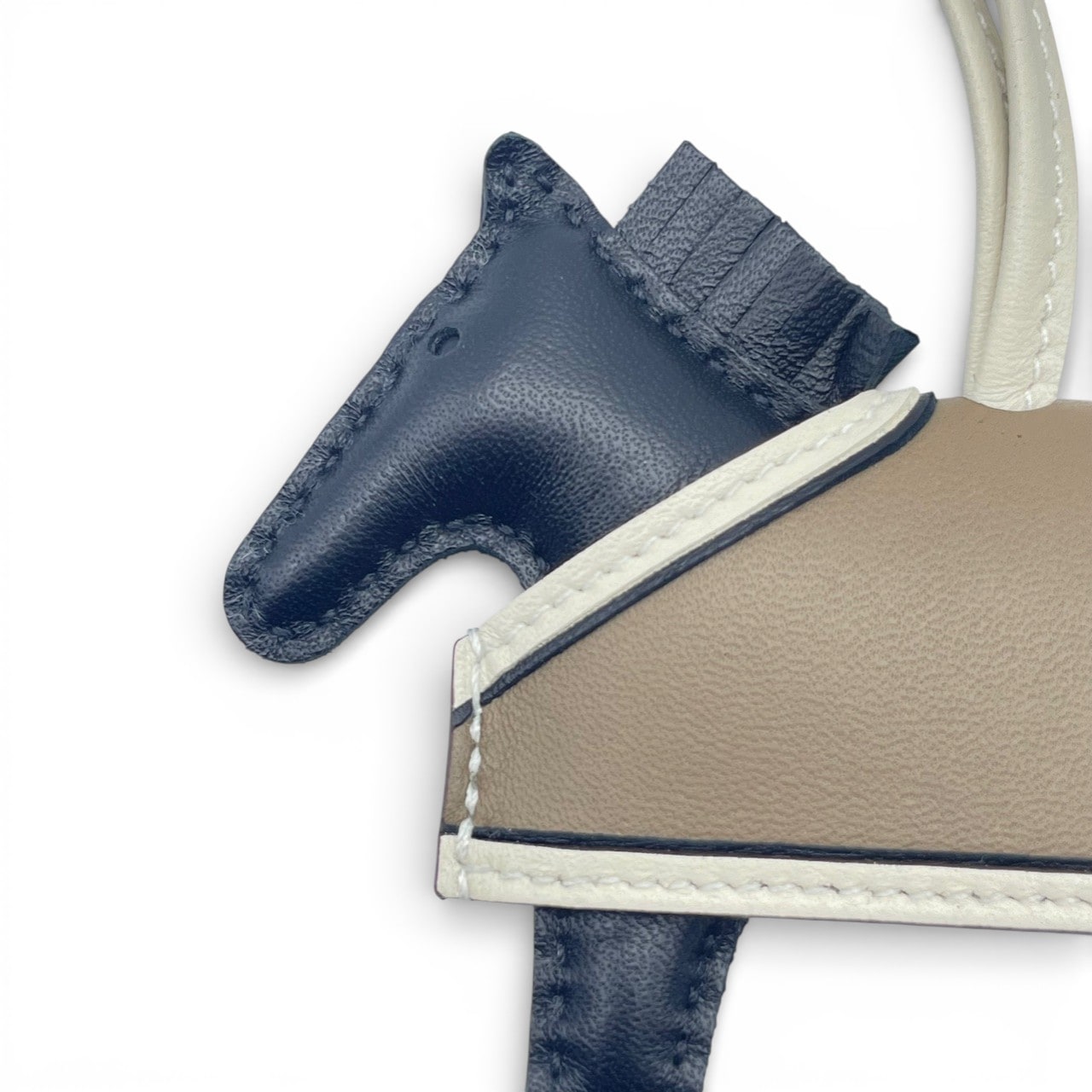 エルメス ロデオチャーム ロベオクール PM ノワール/クレ/エトゥープ