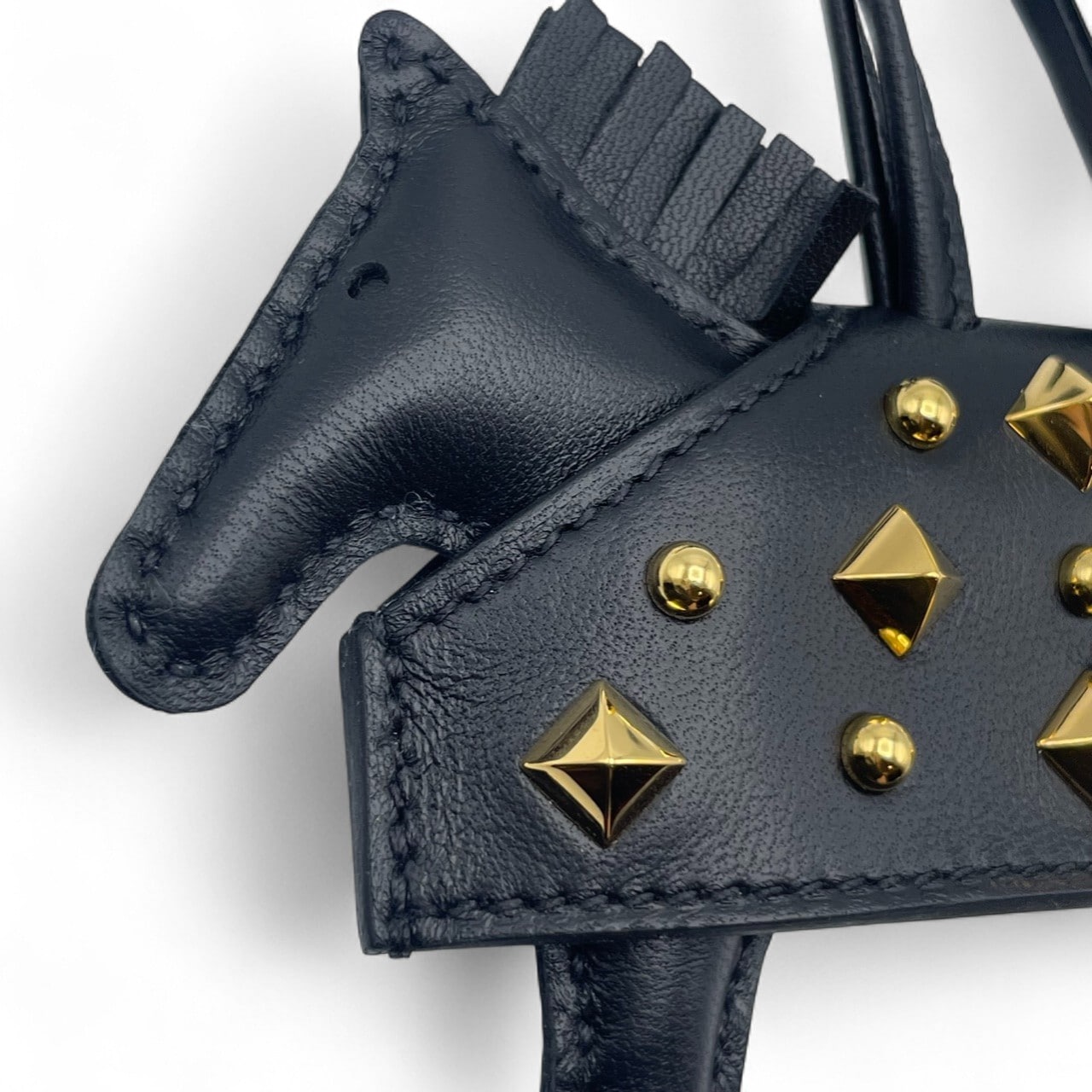 エルメス ロデオチャーム ゴールドスタッツ PM ノワール K刻印