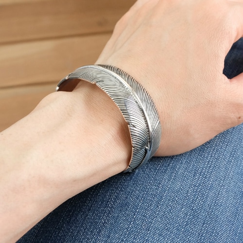 150mm ハーヴィーメイス フェザーバングル｜マライカ公式通販