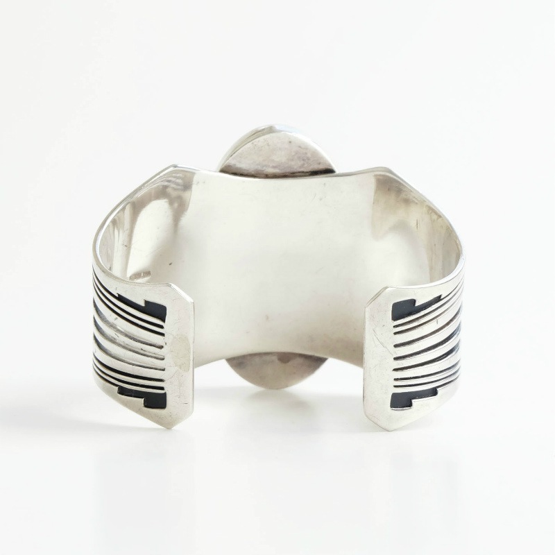 142mm スティーブン J ビゲイ オーバーレイ バングル｜マライカ公式通販