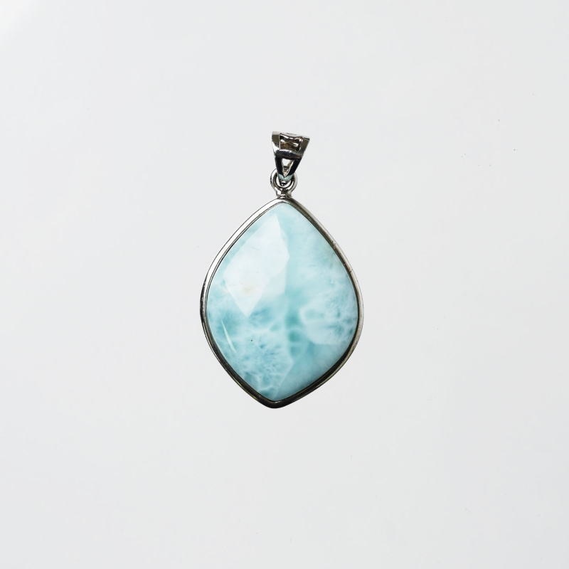 ドミニカ共和国産天然石・パワーストーン｜マライカ公式通販