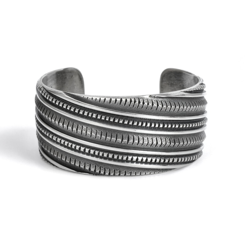 Harrison Jim ハリソンジムのインディアンジュエリー｜マライカ公式通販