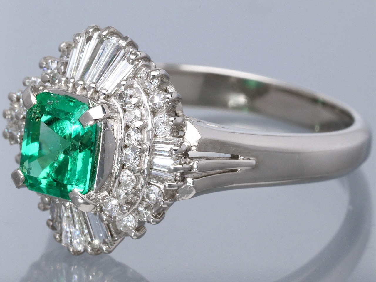 CGL鑑別書付】天然エメラルドリング エメラルドカット 約7.8mm CGL鑑別