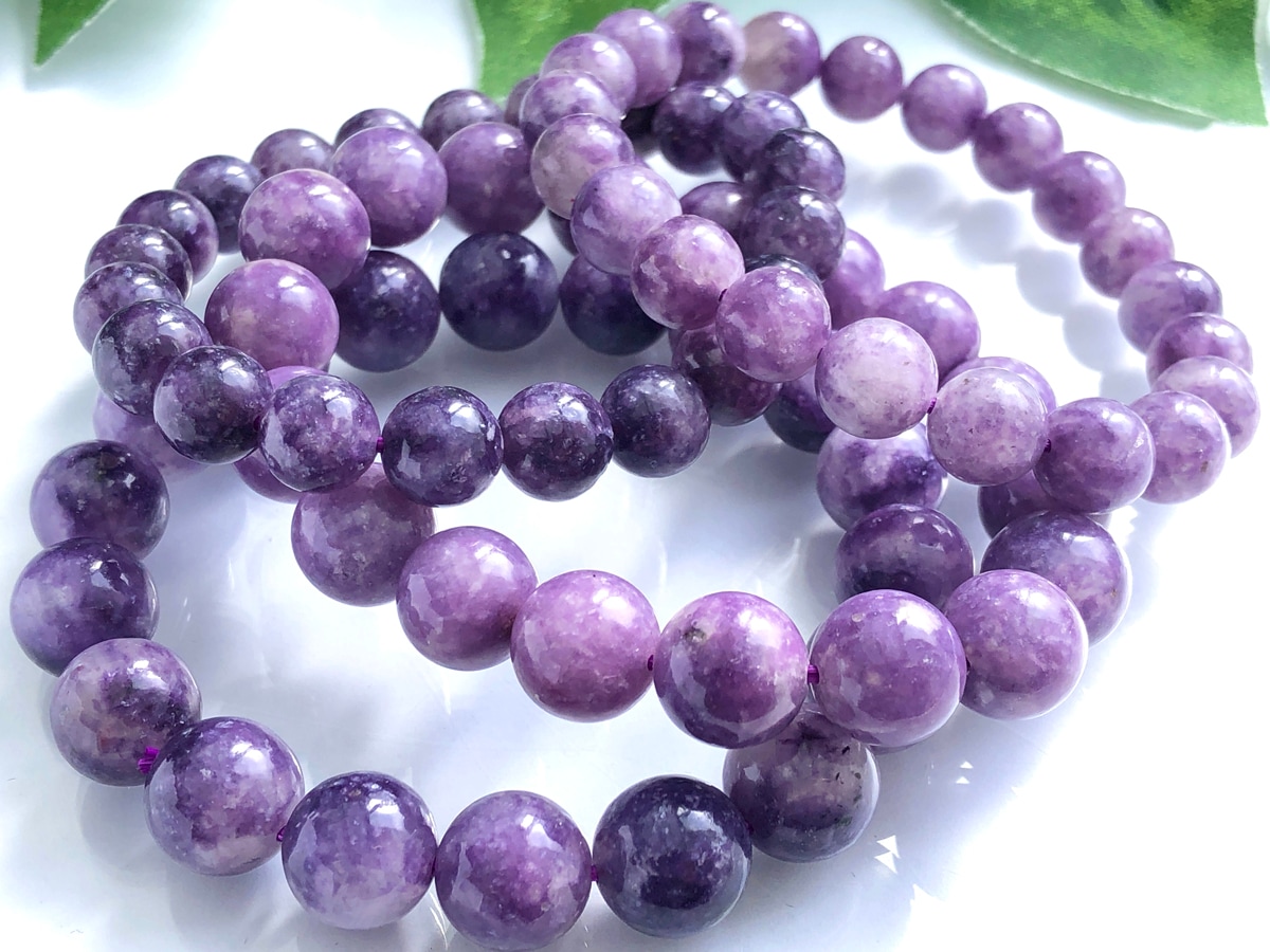 水晶共生☆天然石ブレスレット/レピドライトシリカ（mica/Lepidolite