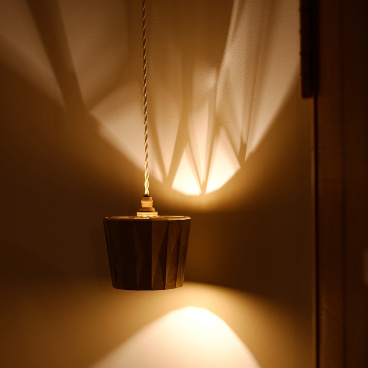 ペンダントランプ 星影｜FUTAGAMIオンラインショップ「家と真鍮」