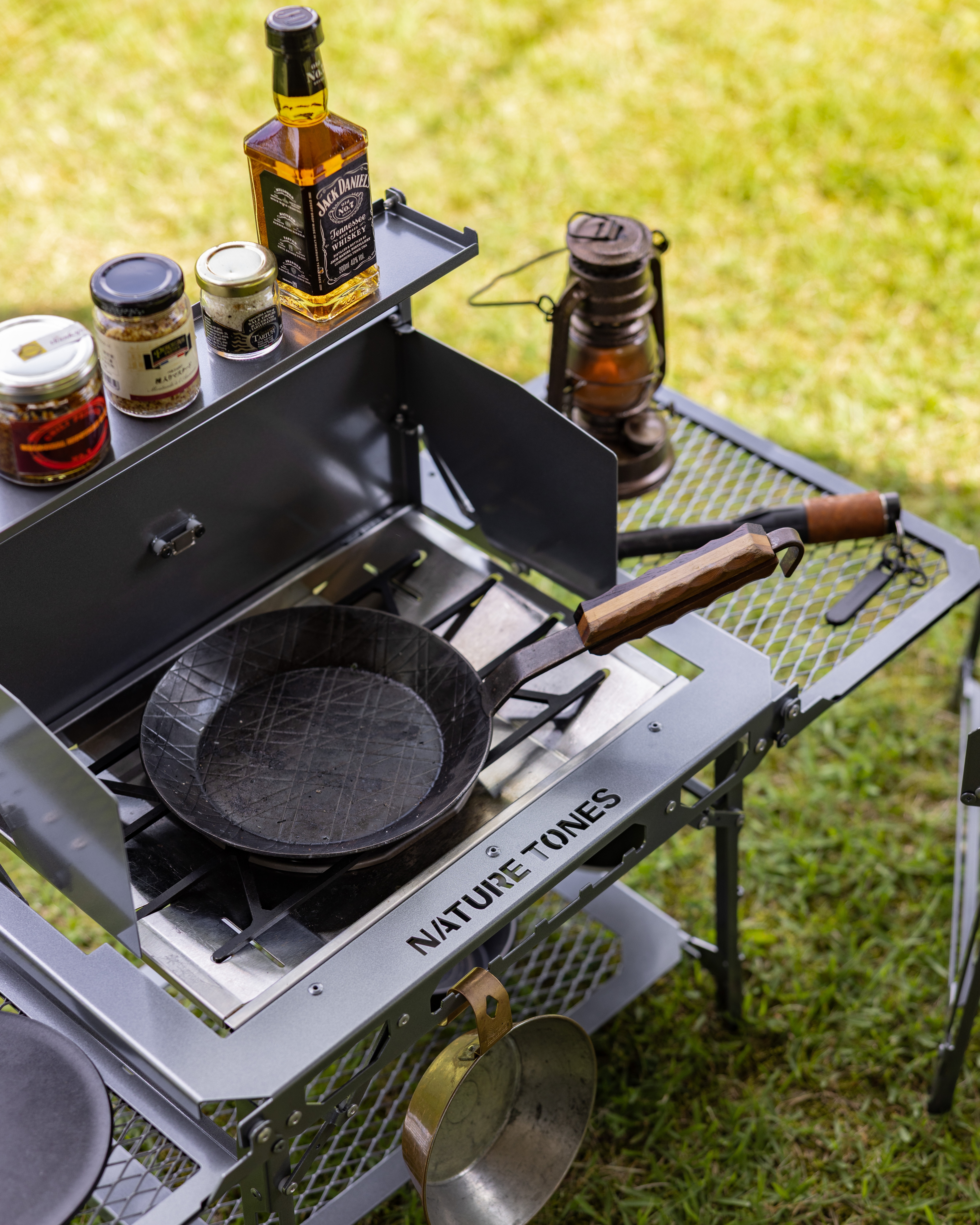ネイチャートーンズ THE CURTIS TABLE カーチステーブル THE CURTIS TABLE:アウトドアテーブル:Naturetones(ネイチャートーンズ)