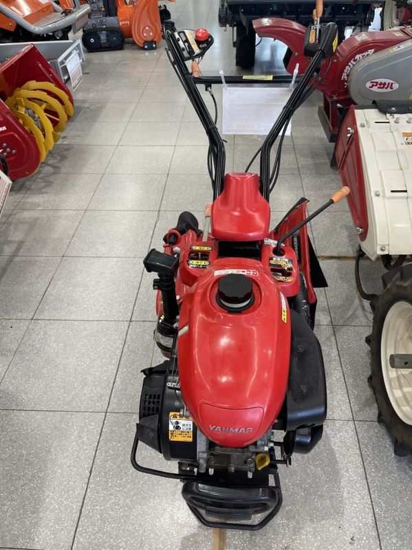 ヤンマー 管理機 MRT65EX 機体寸法:1410×575×1050(mm) 出力6.2ps 使用