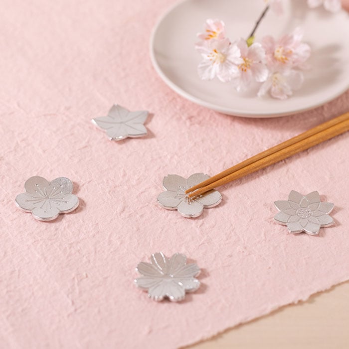 箸置 - 花ばな - 5ヶ入｜錫製雑貨・酒器の通販は能作オンライン