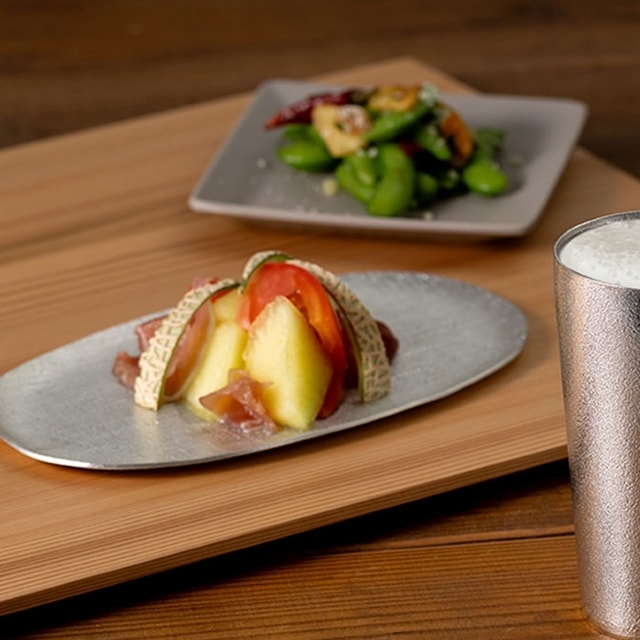 小長皿 - 布目・氷割｜錫製雑貨・酒器の通販は能作オンラインショップ