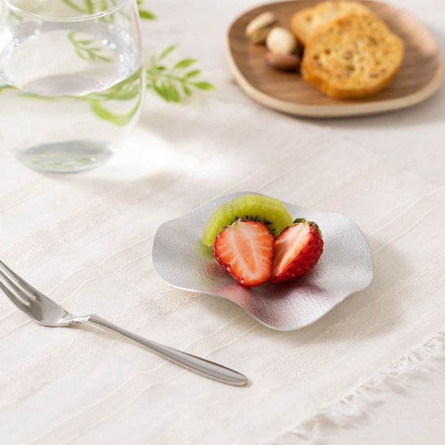 すずまる - 布目・氷割・おぼろ｜錫製雑貨・酒器の通販は能作