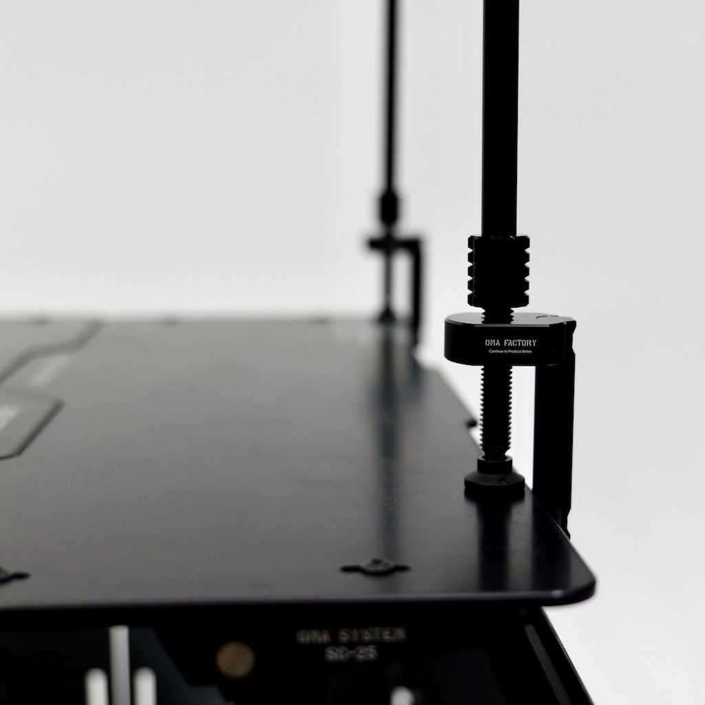 OMA.CLAMP | テーブル | OMA Factory