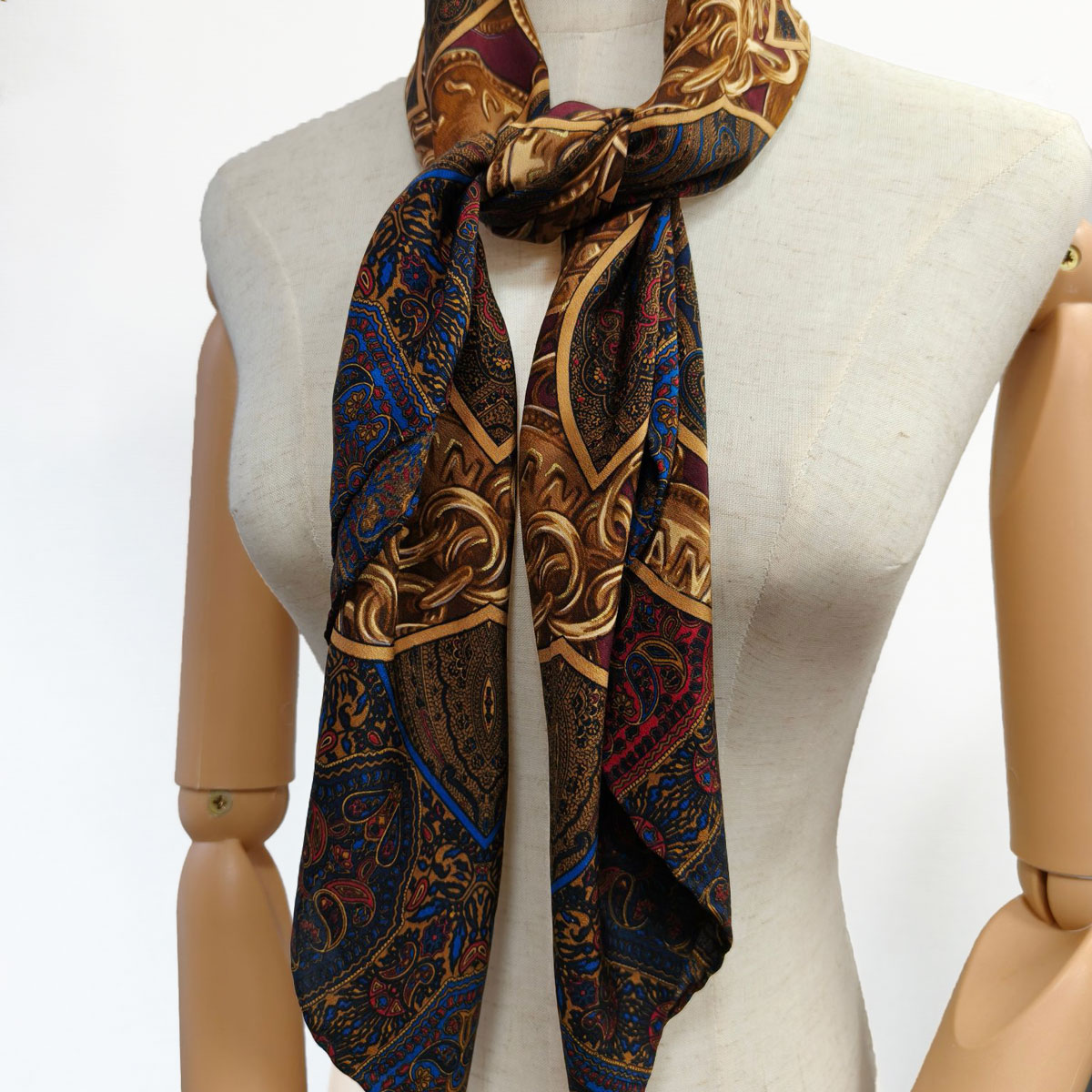 CHANEL シャネル 大判 スカーフ シルク ペイズリー シャネル 大判