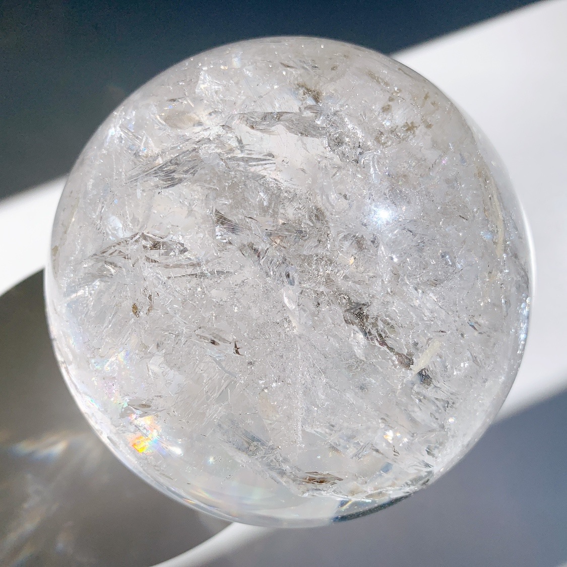 レインボー水晶 丸玉 | スフィア（丸玉） | Crystals by Purely