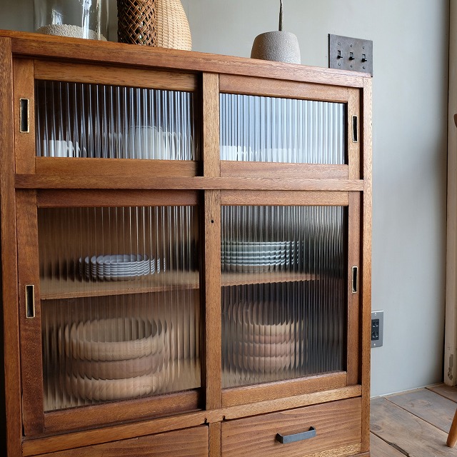 キャビネット モールガラス｜古家具,棚類｜古家具・アンティーク家具 R