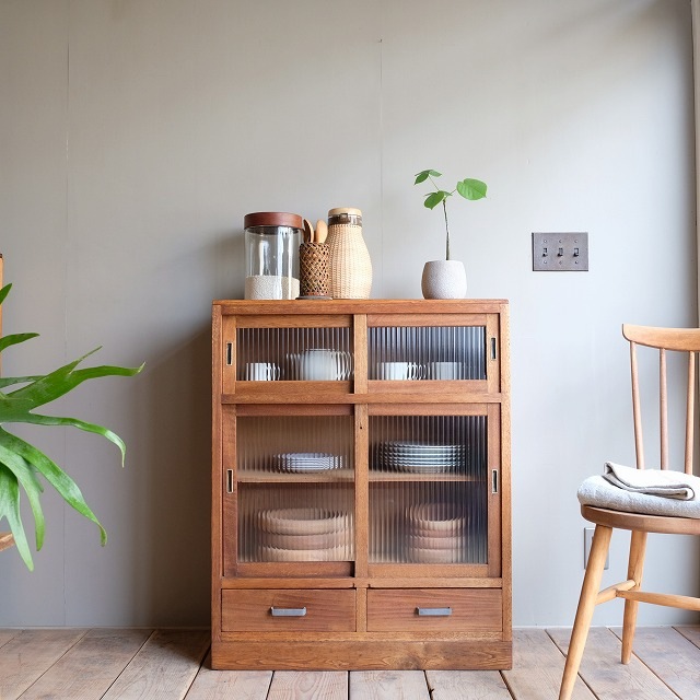 キャビネット モールガラス｜古家具,棚類｜古家具・アンティーク家具 R