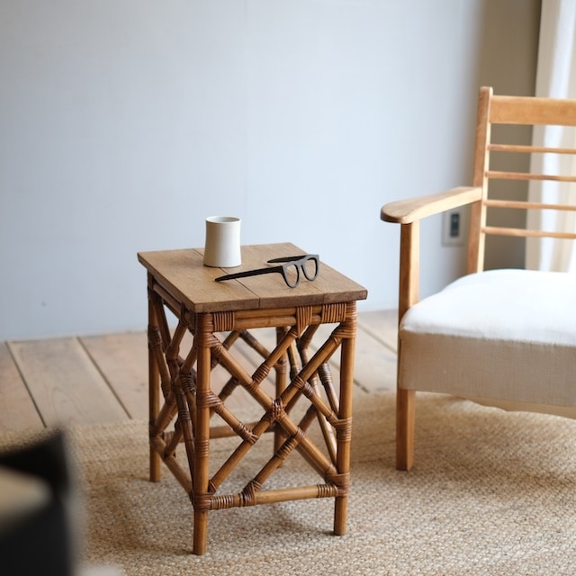 籐と木 サイドテーブル｜すべての商品｜古家具・アンティーク家具 R-select