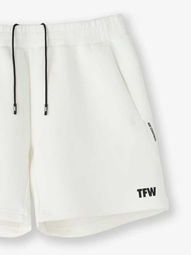 TFW49 CARDBOARDMATERIAL SHORTS / WHITE | ALL ITEM | rumbleFISH