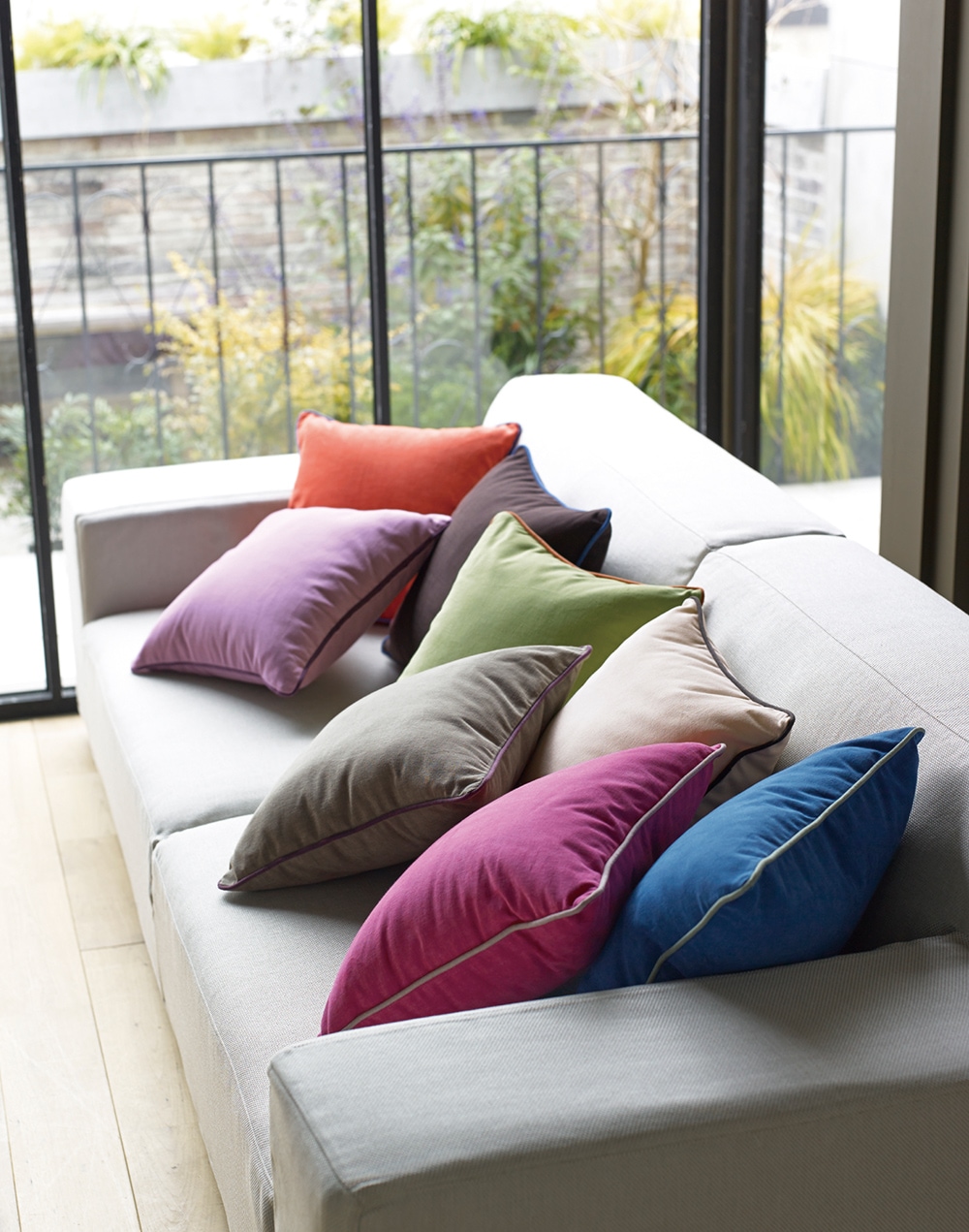 フジエテキスタイル パイピングクッションカバー | すべての商品