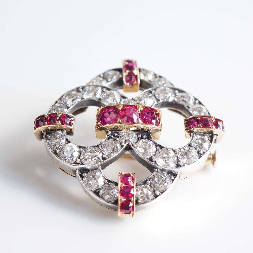 アンティークジュエリー アンティークブローチ ダイヤモンド ルビー