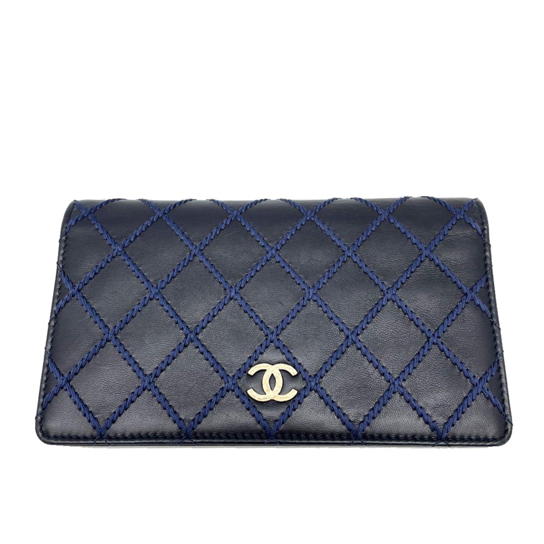 CHANEL シャネル ワイルドステッチ 二つ折り長財布 レザー ネイビー 20