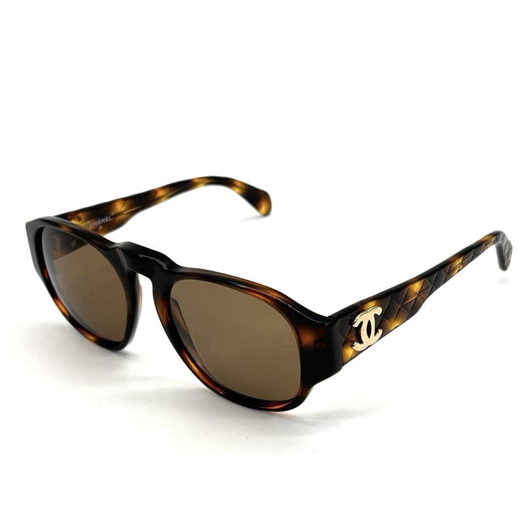 CHANEL シャネル ピアス てんとう虫 ココマーク 06P シルバー レッド