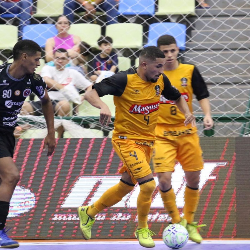 □取り寄せ商品□マグヌス・フットサル 23/24 ホームユニフォーム