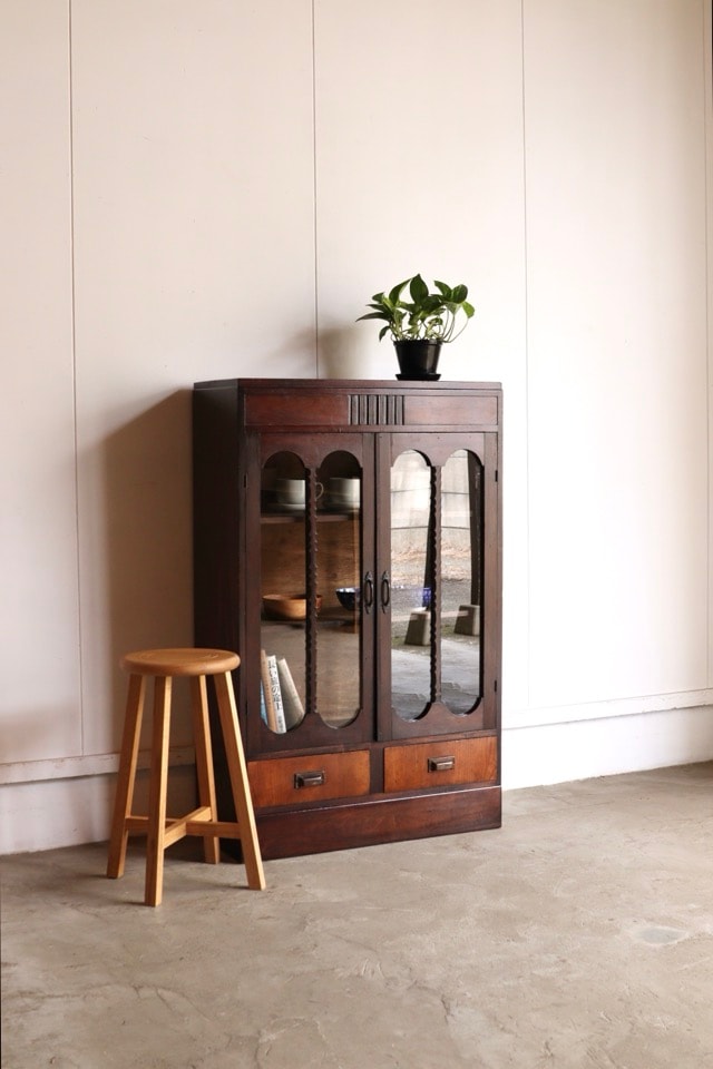 ガラス戸棚 | 全ての商品 - 古家具古道具 そうすけ
