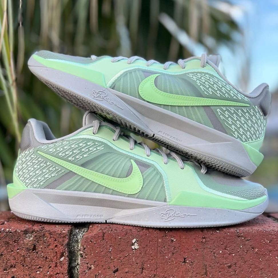 髙*快様 サブリナ2 by you ピンク/グリーン Nike サブリナ 2 By You