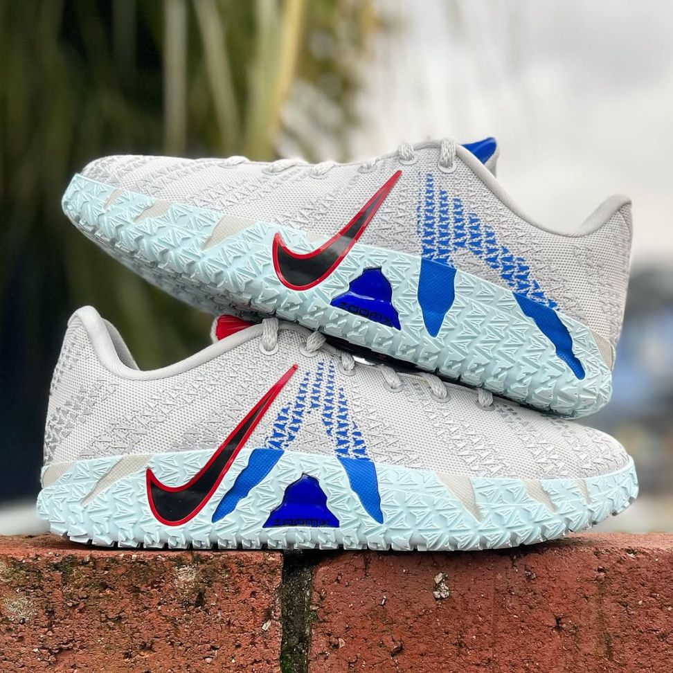 NIKE JA 3 GS 'OUTER SPACE' ナイキ ジャ 3 ジャ モラント 【BOY'S