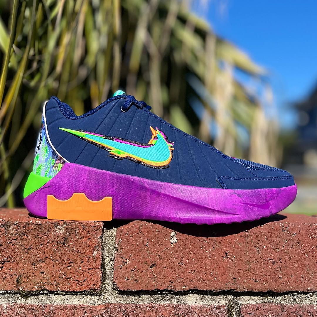 NIKE LEBRON WITNESS 9 GS 'KING OF THE COURT' ナイキ レブロン