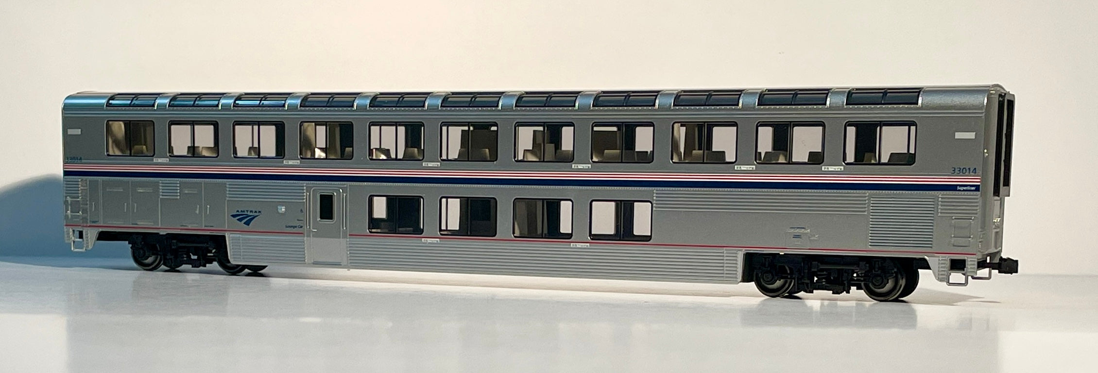 KATO AMTRAK SUPERLINER LOUNGE PHASE VI – Makin' Tracks