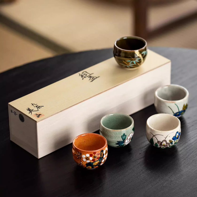 Kutaniyaki Handcrafted Goh-Souka Tea Cup Set of Five with Wooden