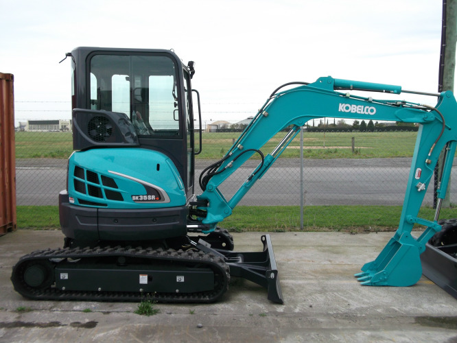 Kobelco SK35SR Mini Excavator Specs: Dimensions & Weight | VeriTread