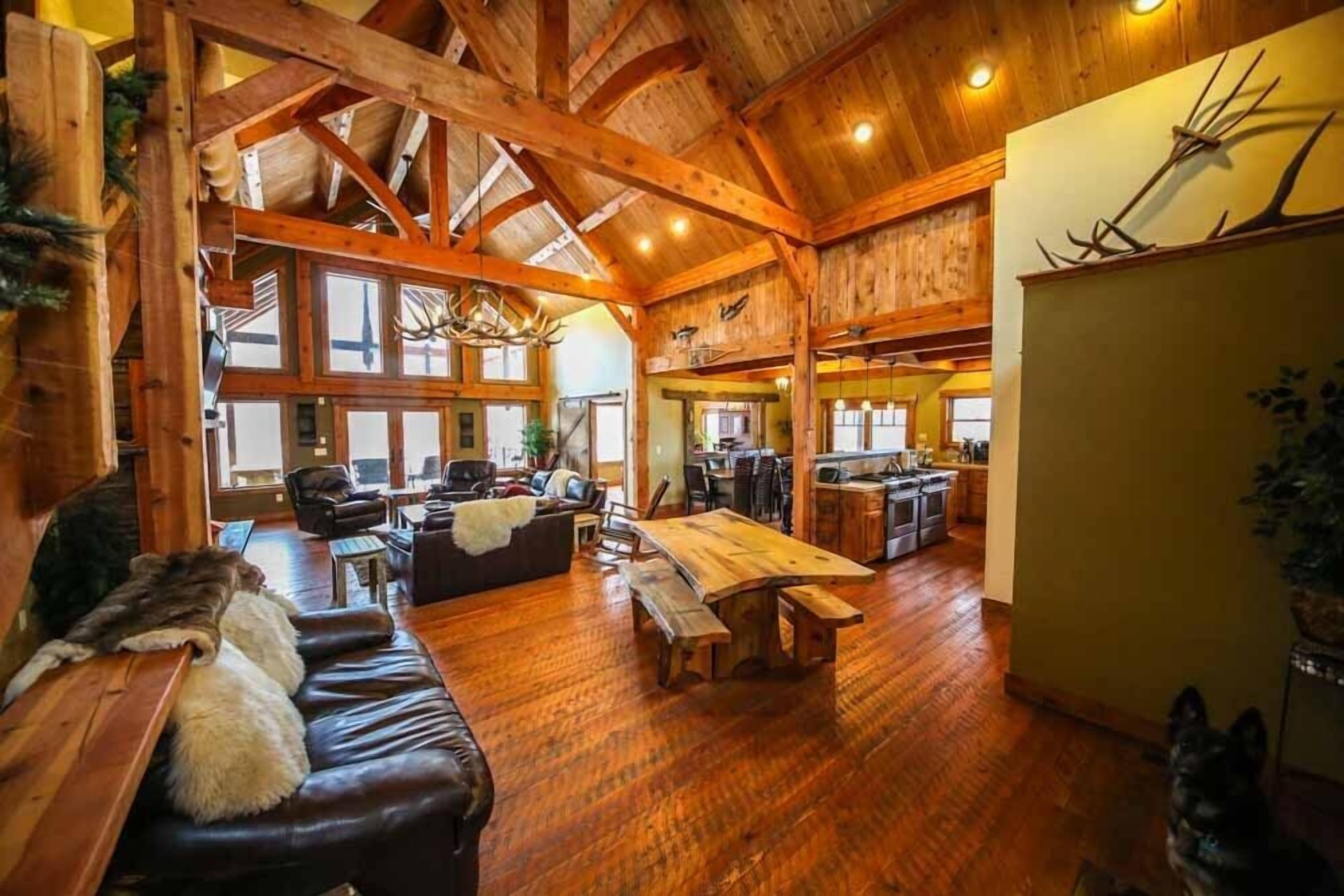 Fly Fisherman's Lodge on the Bitterroot River, Lolo Mt - Lolo | Vrbo