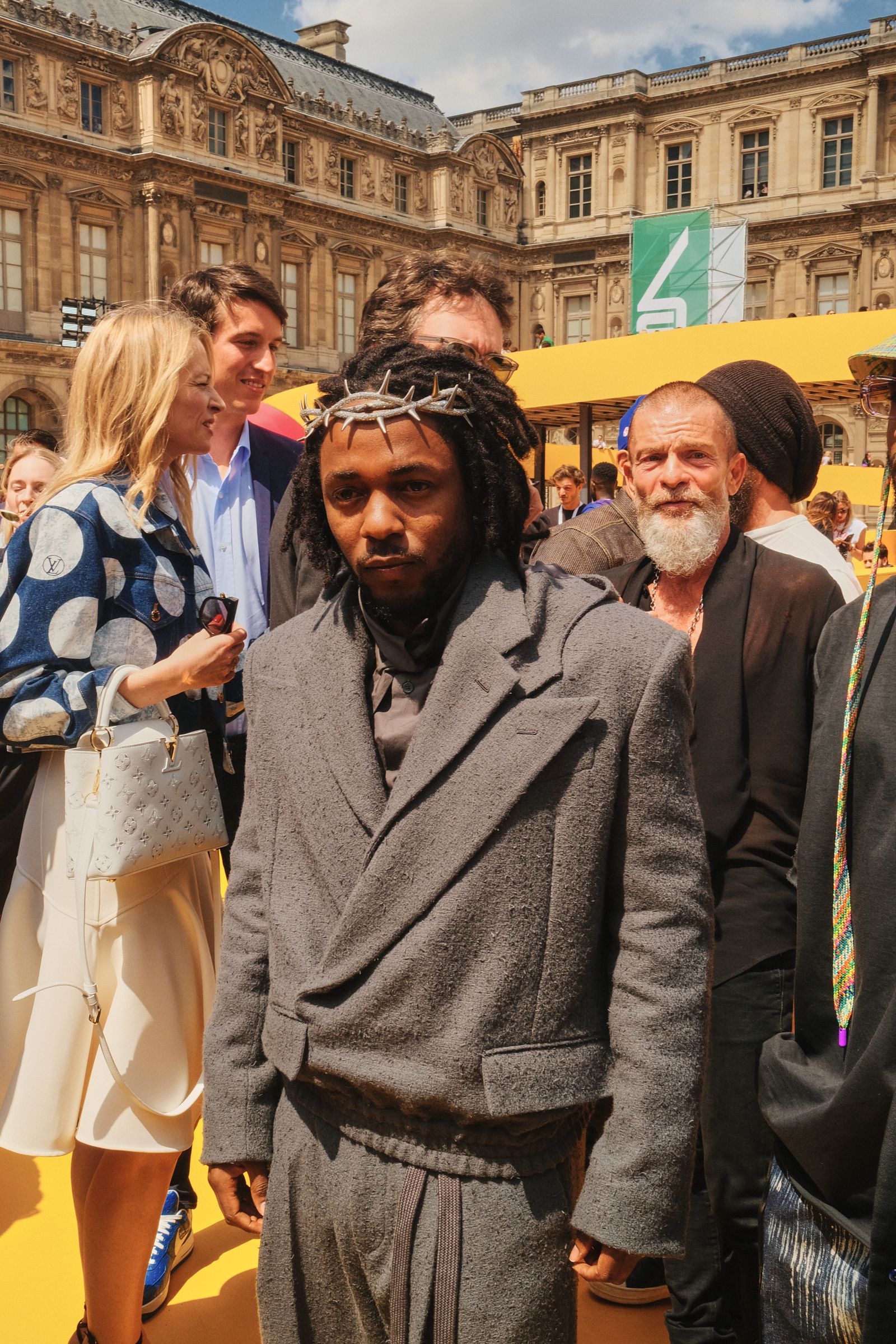 ルイ・ヴィトンが捧げたヴァージル・アブロー最後のショーは、ルーブル