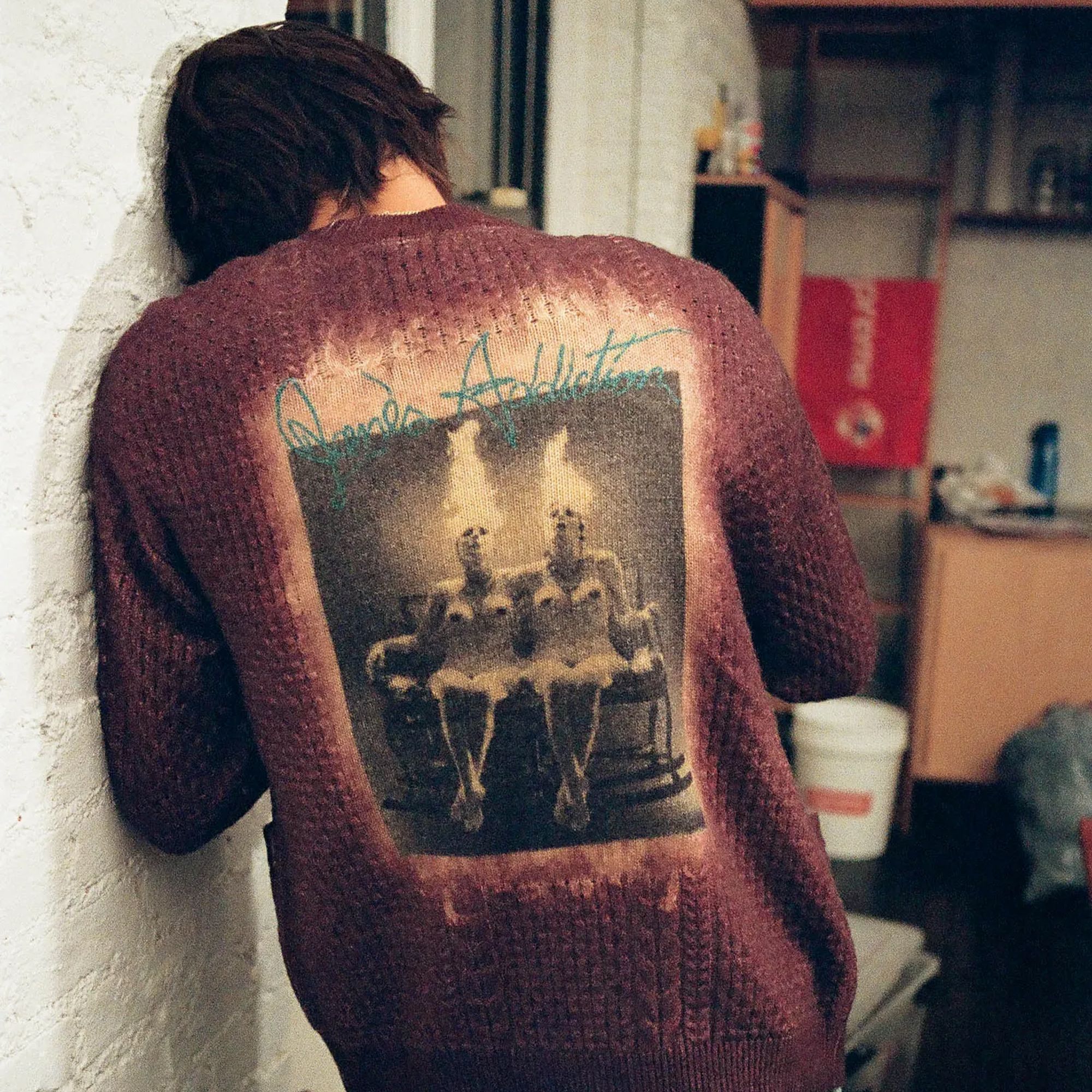 シュプリームとジェーンズ・アディクションによるコラボコレクションが