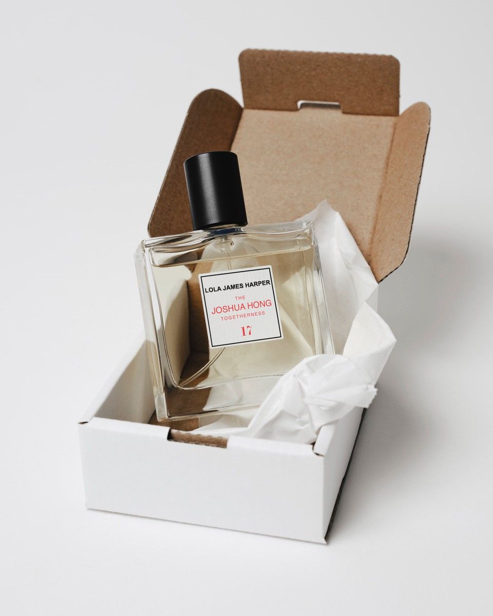 SEVENTEENジョシュア×ローラ ジェームス ハーパー、コラボフレグランス